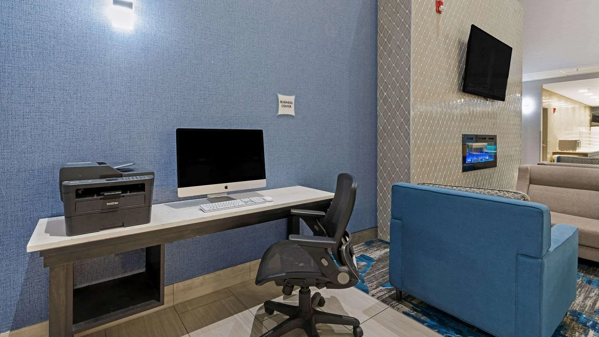 *** Hotel La Quinta By Wyndham Phoenix I-10 West United States