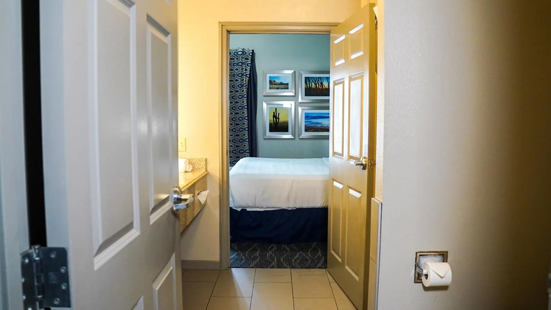 La Quinta By Wyndham Phoenix I-10 West 3*,  United States
