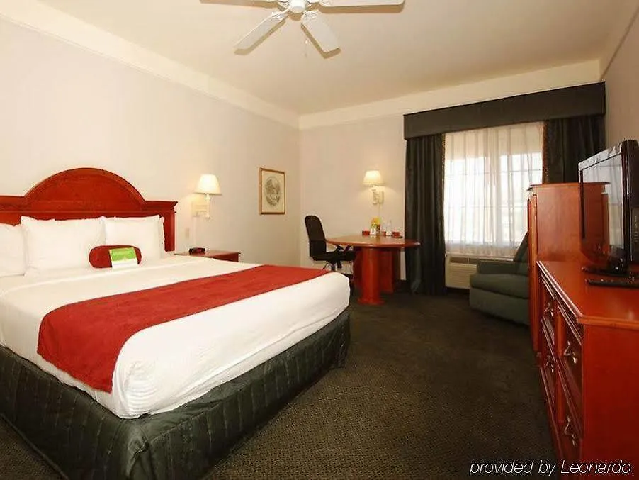 La Quinta By Wyndham Phoenix I-10 West