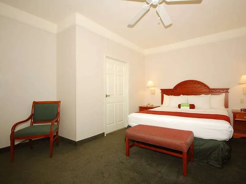 La Quinta By Wyndham Phoenix I-10 West