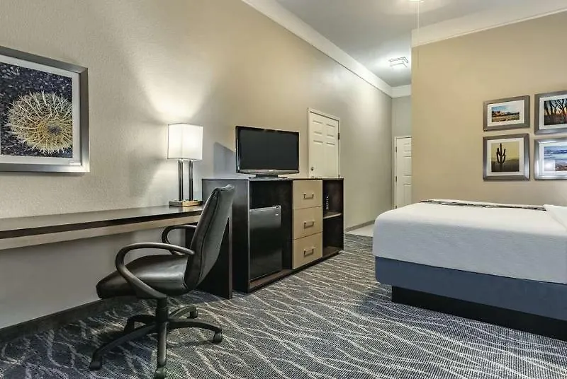 La Quinta By Wyndham Phoenix I-10 West 3*,  United States